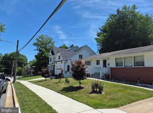 313 Locust St SE, Vienna, VA 22180