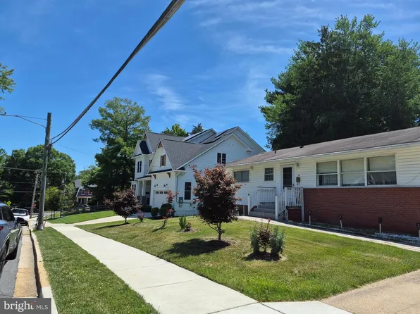 313 Locust St SE, Vienna, VA 22180