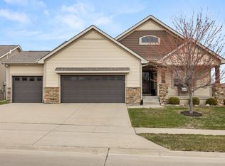 813 SE 14th St, Grimes, IA 50111