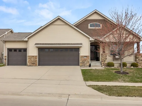 813 SE 14th St, Grimes, IA 50111