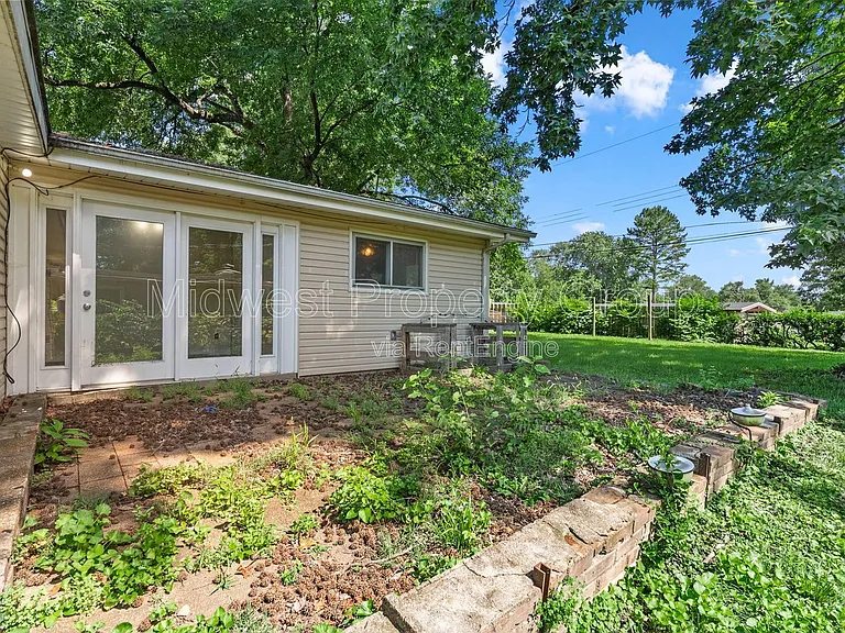 800 Bobbins Ln — Photo 22
