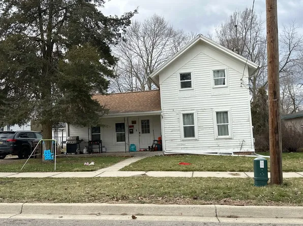 314 N Maple Grove Ave, Hudson, MI 49247