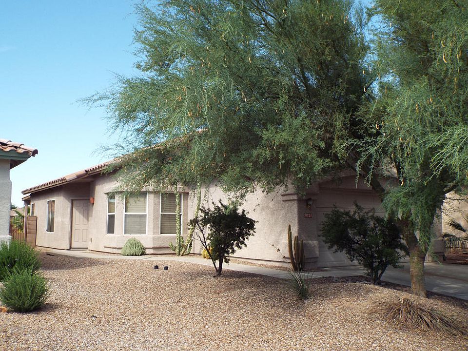 1st image of 9521 N Englewood Dr