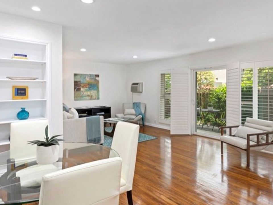 Open living dining area off kitchen