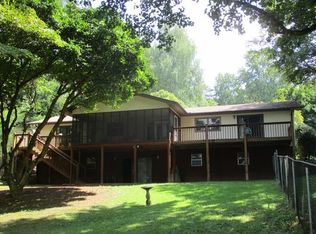287 Licklog Ct, Hayesville, NC 28904