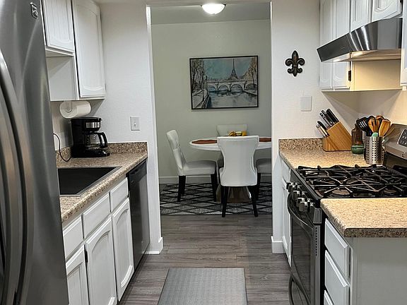 4th image of 991 E Essex Court Way Unit 7