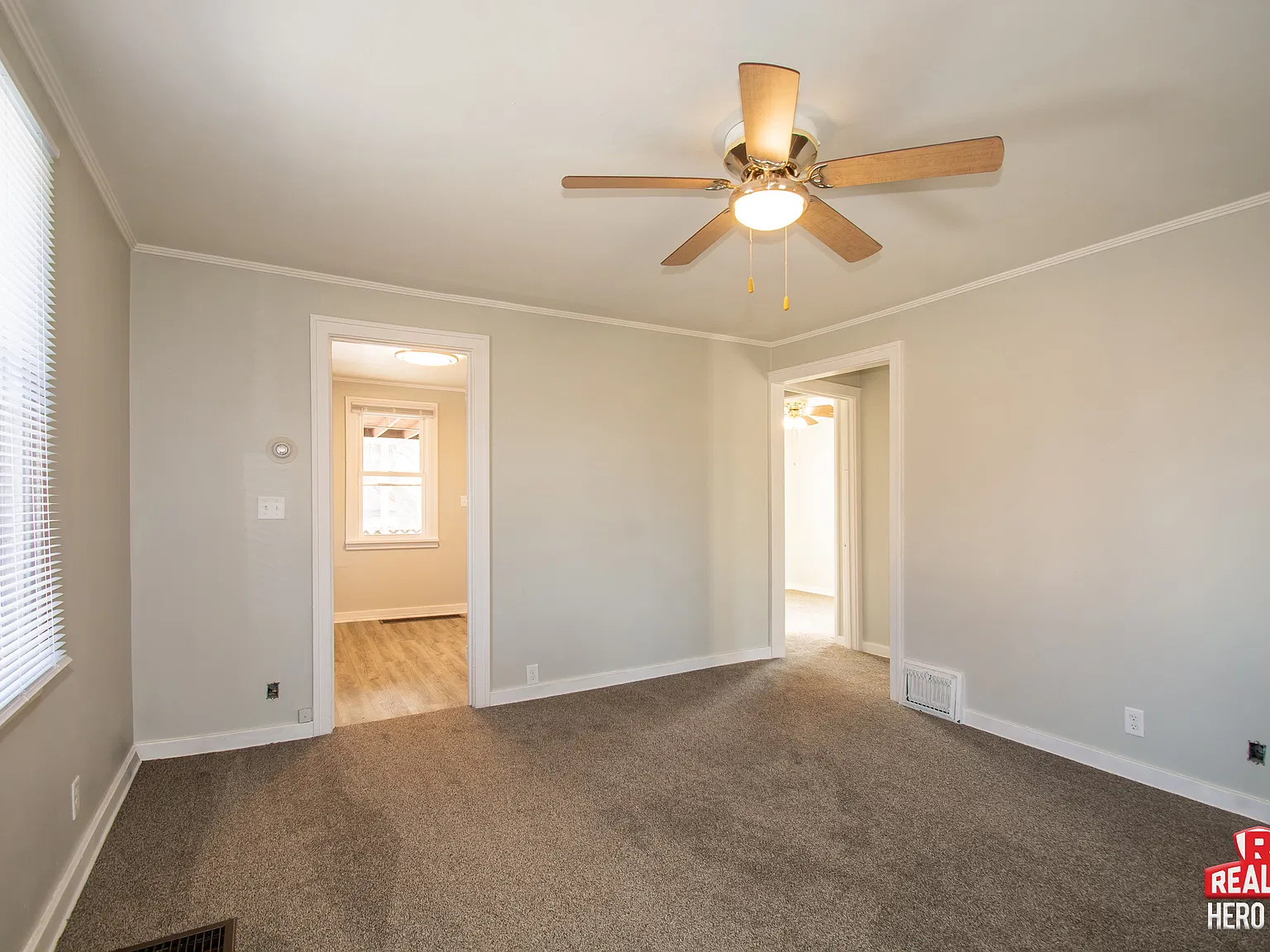 2 bed, 624 sqft, $1,399 — Photo 3
