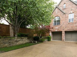 4142 Towne Green Cir, Addison, TX 75001