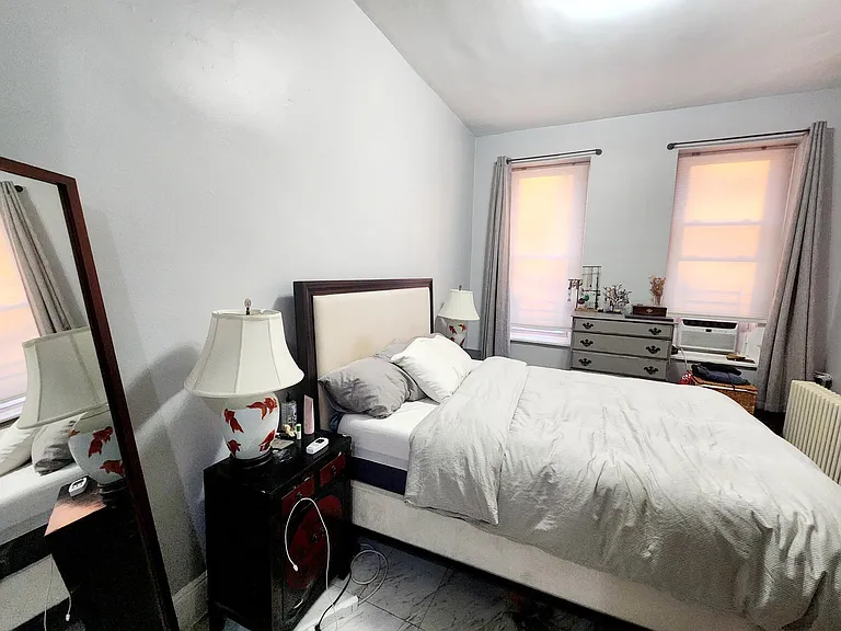 623 Willow Ave #1 — Photo 16