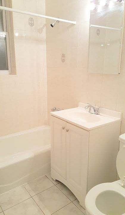 2nd image of 2367 24th St