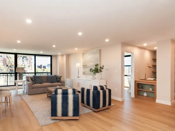 60 Longwood Ave APT 508, Brookline, MA 02446