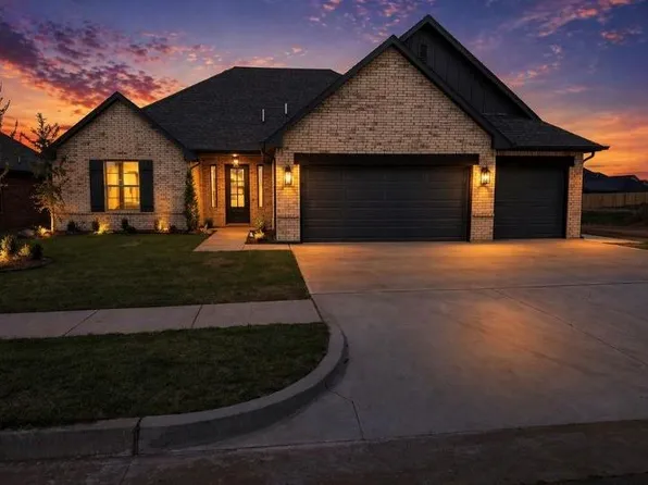 11709 NW 105th St, Yukon, OK 73099