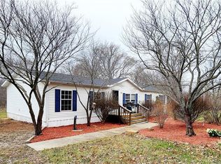 484 NW 900th Rd, Warrensburg, MO 64093