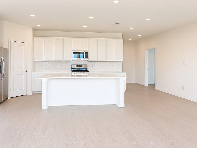 28703 Great Saddle Trl — Photo 5