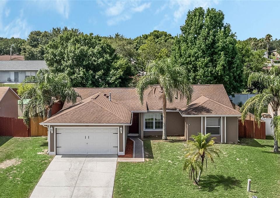 1st image of 11849 FOXGLOVE DR