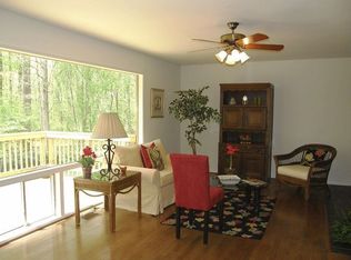 4212 Elizabeth Ln, Annandale, VA 22003