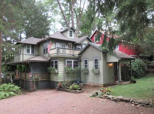 207 8th St, Mount Gretna, PA 17064
