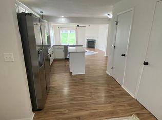 2155 SW Rambling Vine Rd, Lees Summit, MO 64082