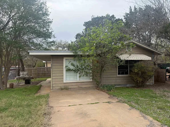 624 Driftwood Ln, Cottonwood Shores, TX 78657