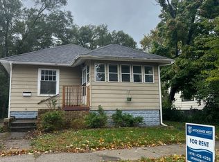 80 E 18th St, Holland, MI 49423