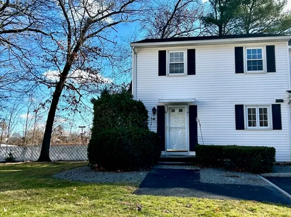23 Oak St APT F, Methuen, MA 01844