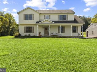 1350 Porters Rd, Spring Grove, PA 17362
