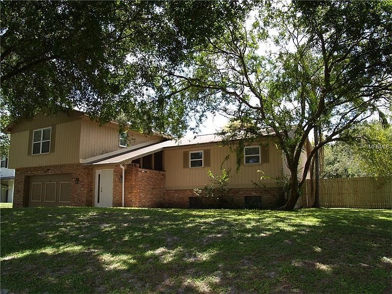 1st image of 8114 Bluestar Cir