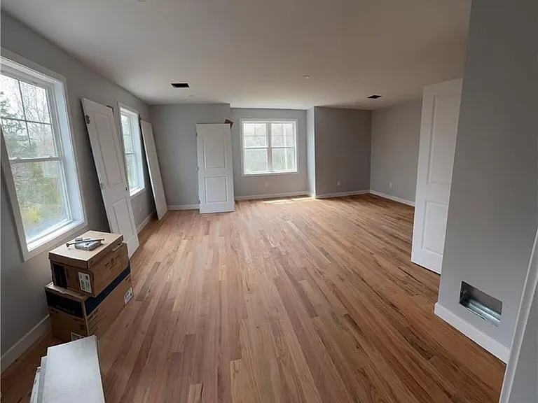 124 Birch Swamp Rd #B — Photo 10