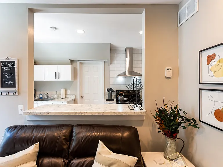 278 Euclid St #2 — Photo 11
