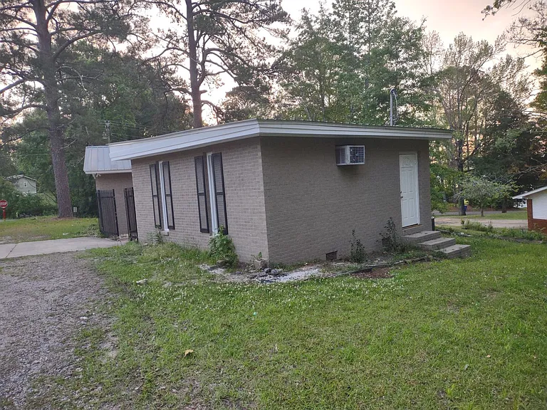 9209 Morgan Rd — Photo 7