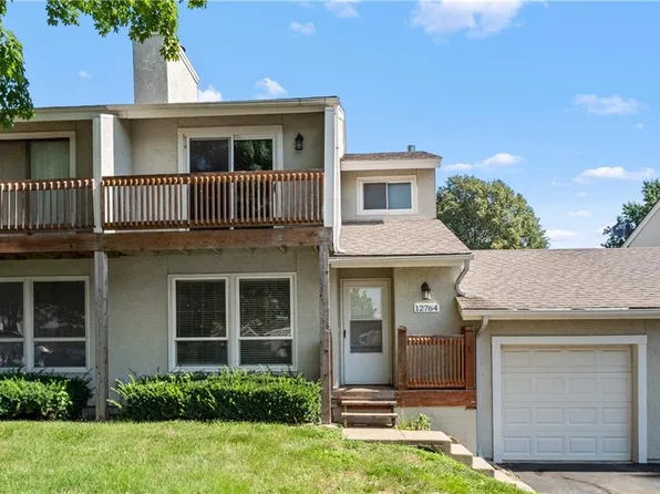 12764 W 108th Ter, Overland Park, KS 66210