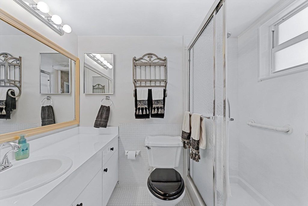201 N Ocean Boulevard #1102, photo 7