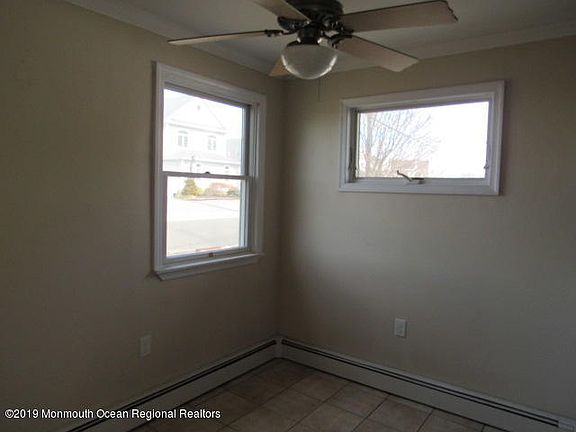 4th image of 3107 Windsor Ave