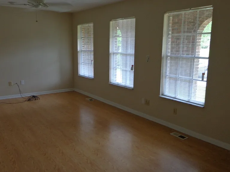 1510 Meeks Rd — Photo 25
