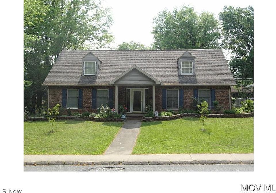 1st image of 2909 Fairview Ave