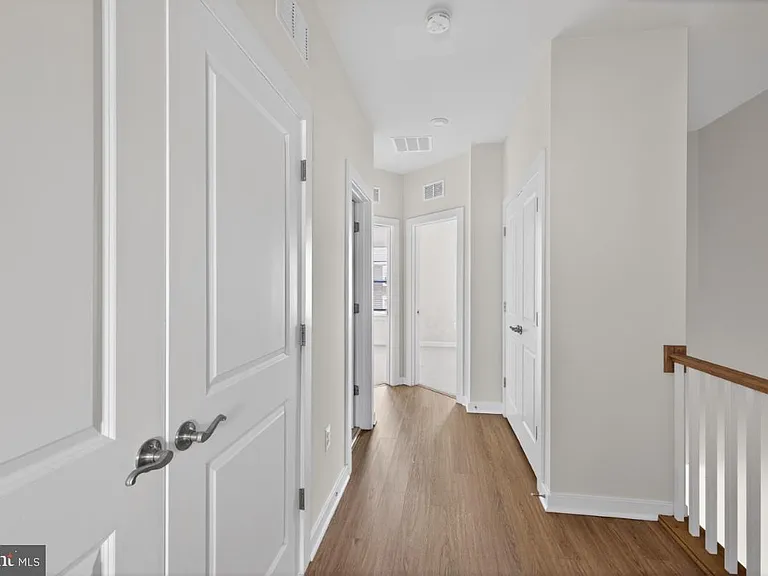 1601 Grove Chestnut Rd — Photo 23