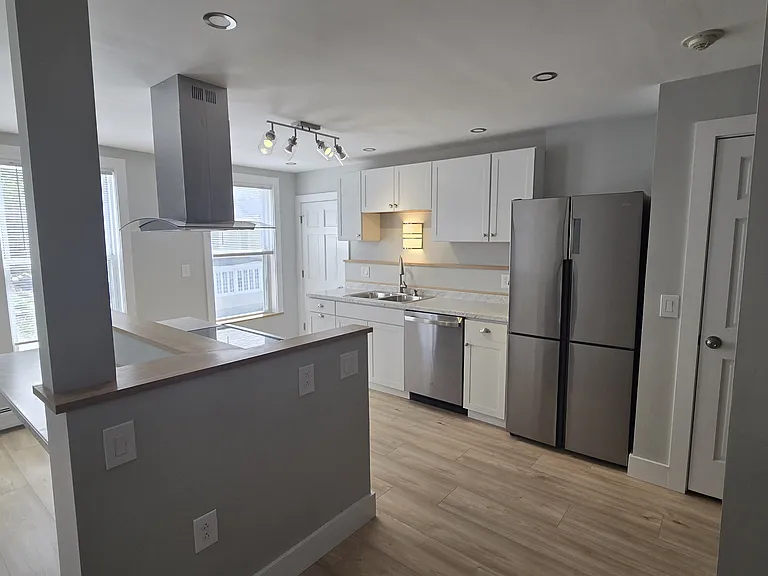 71-81 W Main St #79 — Photo 30