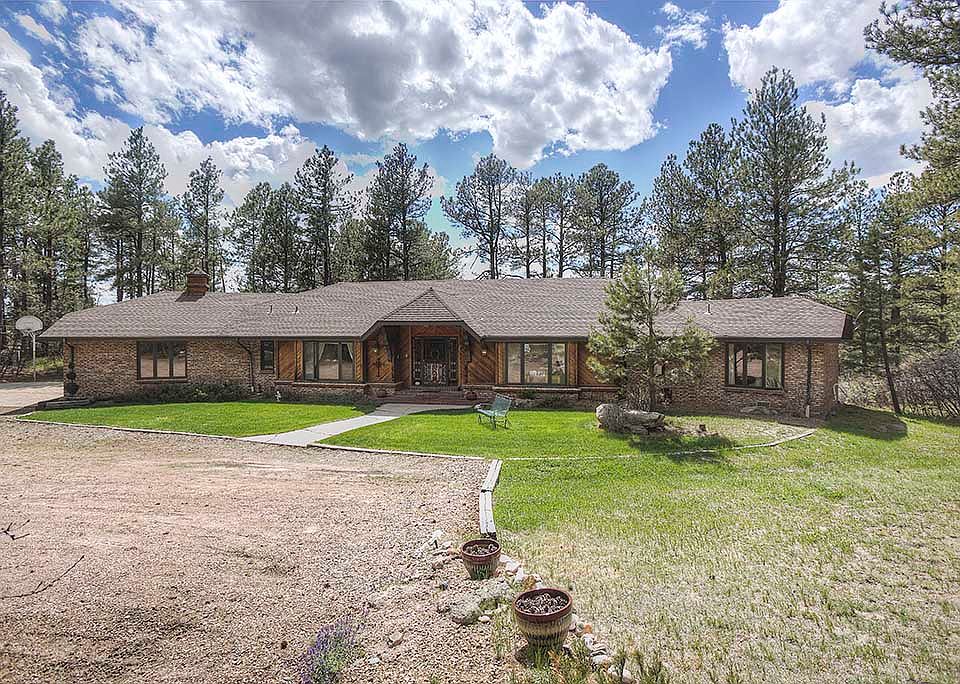  PRIVATE MOUNTAINI SETTING 