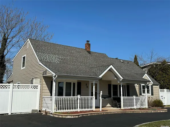 56 Academy Lane, Levittown, NY 11756