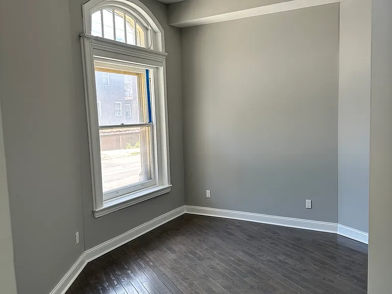 4100-2 Parkside Ave #1E — Photo 3