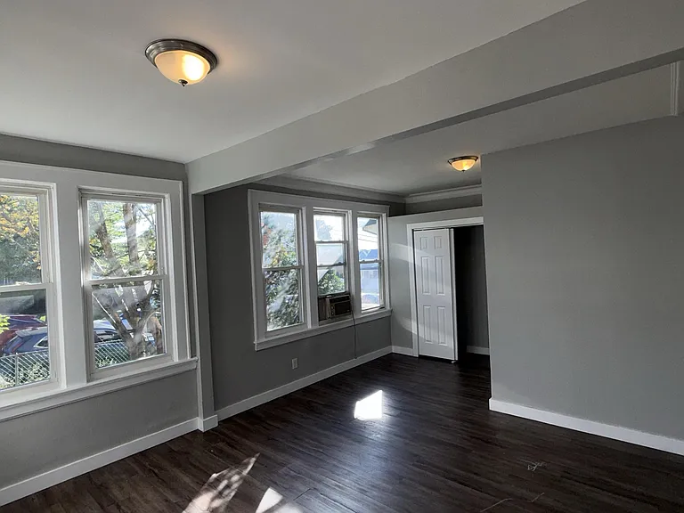 258 Keer Ave #1 — Photo 11