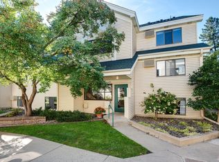 7622 York Ave S APT 1109, Edina, MN 55435
