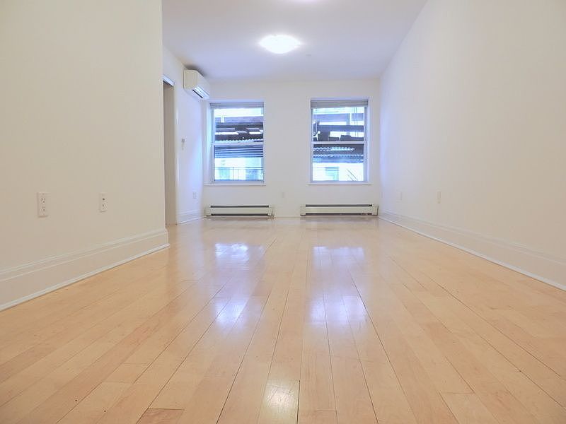 1st image of 143 Orchard St #2