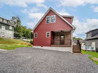 54 Sycamore St, Morgantown, WV 26501