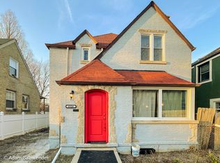 6326 W Barry Ave, Chicago, IL