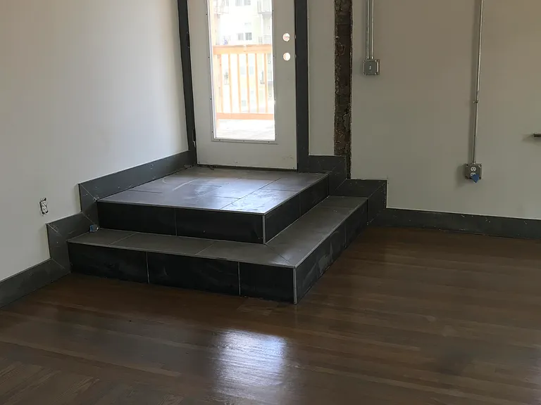 2616 Short Vine — Photo 28