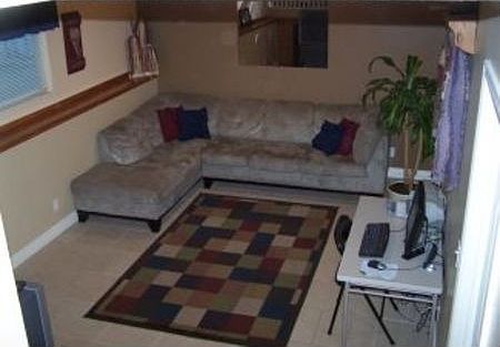 4th image of 2290 N Sunset Dr