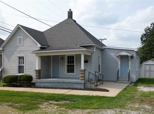 323 Eureka St, Clinton, IN 47842