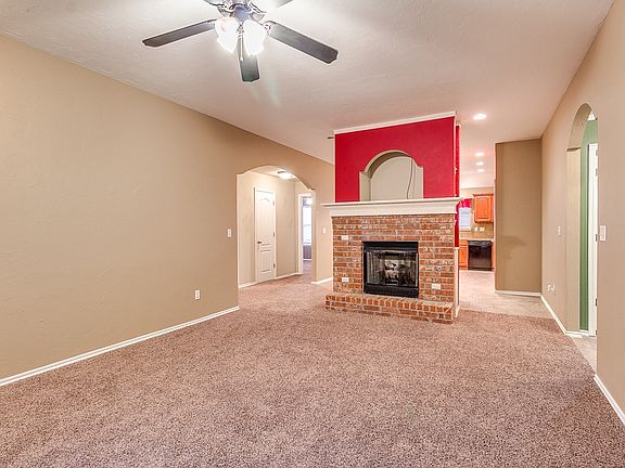 5th image of 713 Eastview Ct