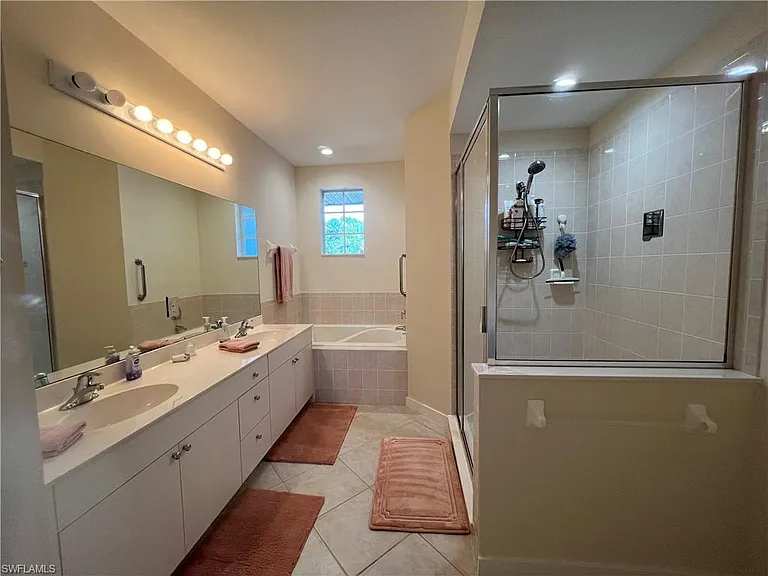 6809 Ascot Dr #201 — Photo 19